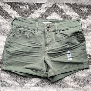 Green low rise shorts